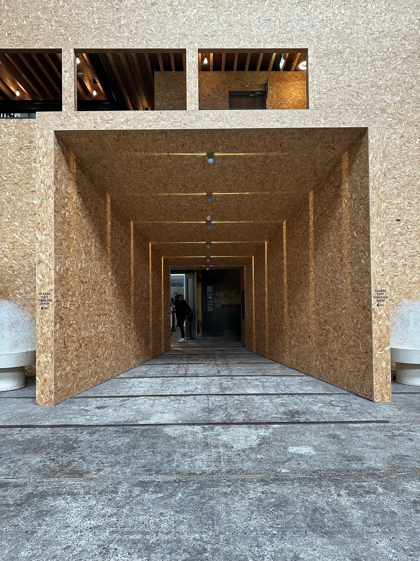 PL/23-03-05 · Passage